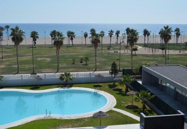 Apartamento Lujo, Primera Linea Playa, Garaje, Wifi, Piscina Climatizada Roquetas de Mar Kültér fotó