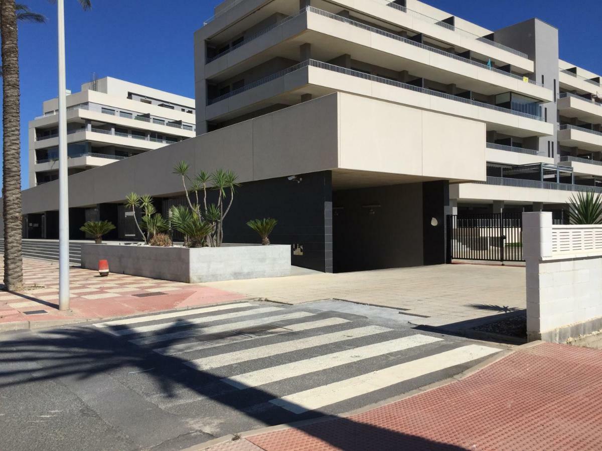 Apartamento Lujo, Primera Linea Playa, Garaje, Wifi, Piscina Climatizada Roquetas de Mar Kültér fotó